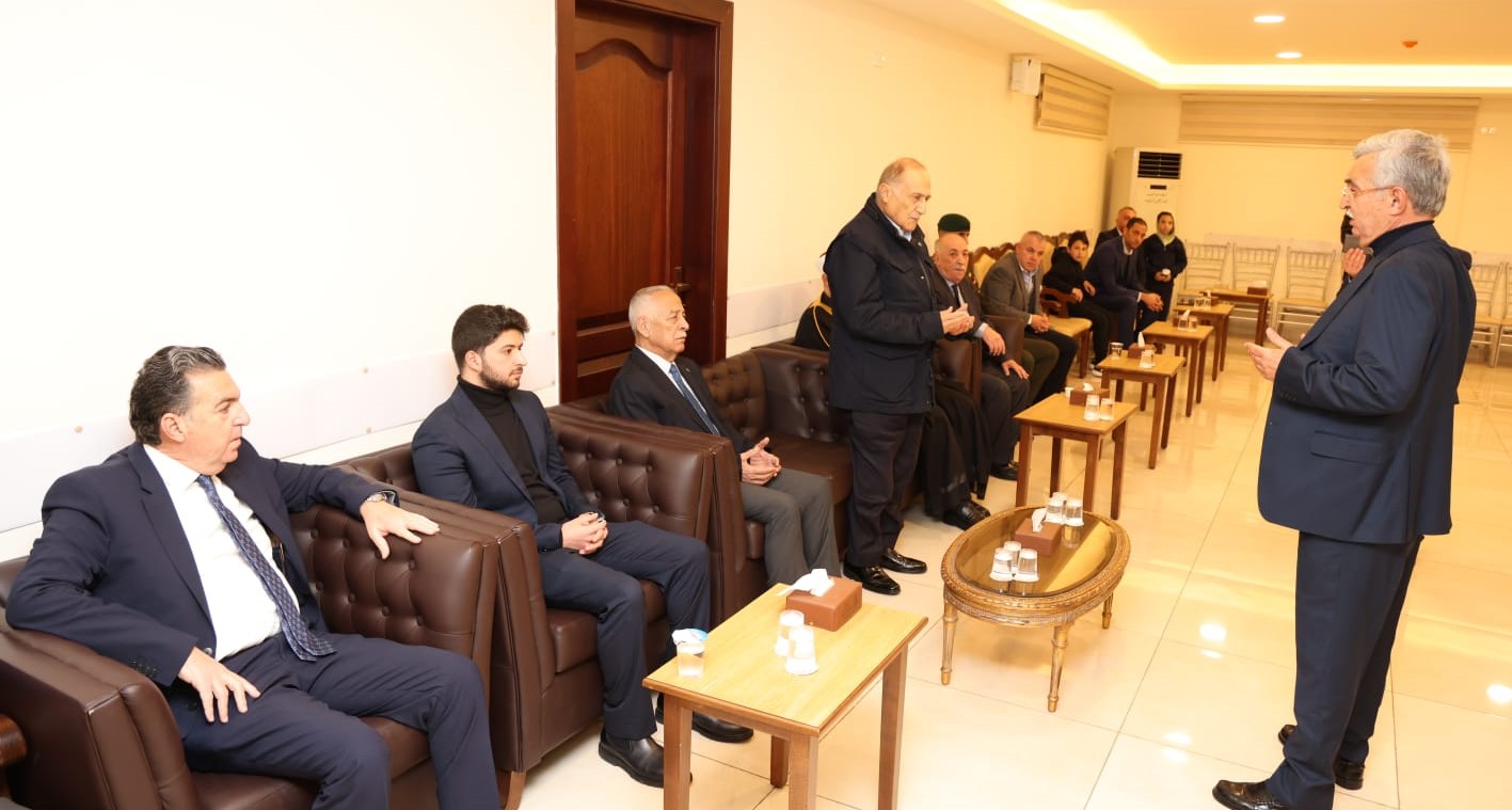 Madar Al-Saa Images 0.02943019762193999