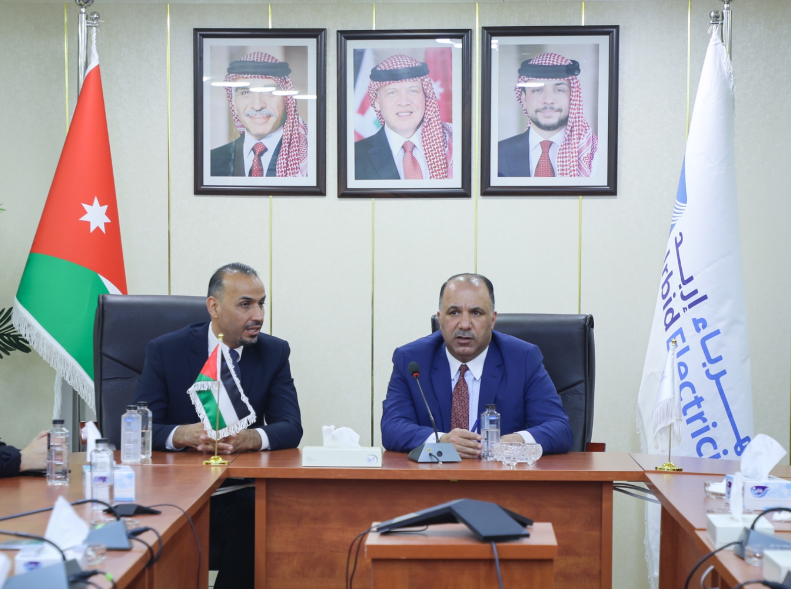 Madar Al-Saa Images 0.8362225917615176