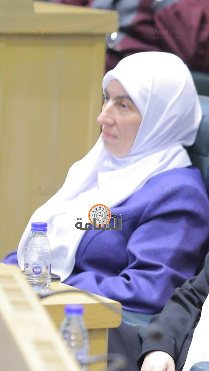 Madar Al-Saa Images 0.5117815812979476