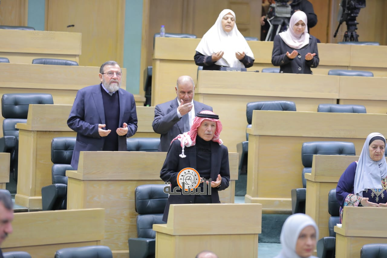 Madar Al-Saa Images 0.3034029597194339