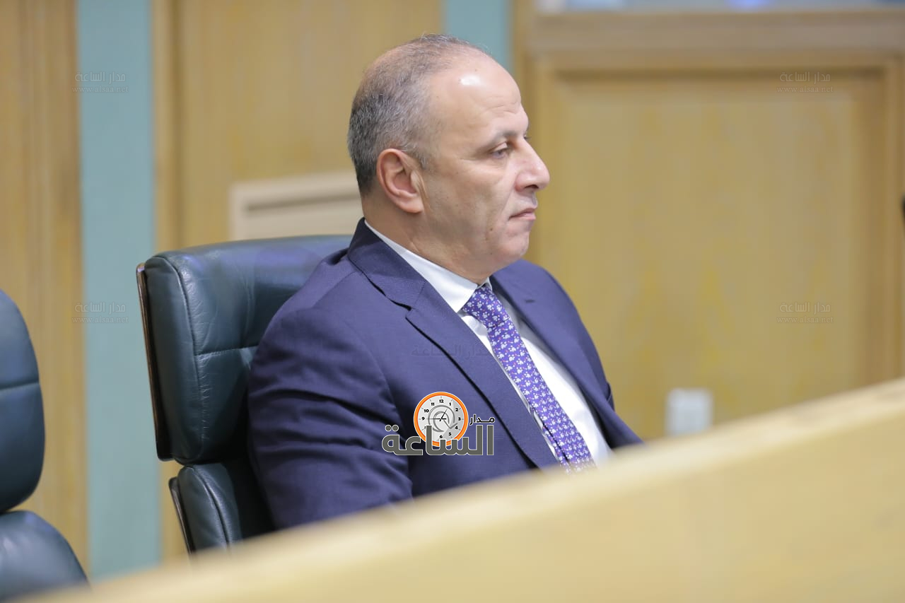 Madar Al-Saa Images 0.04001236997198565