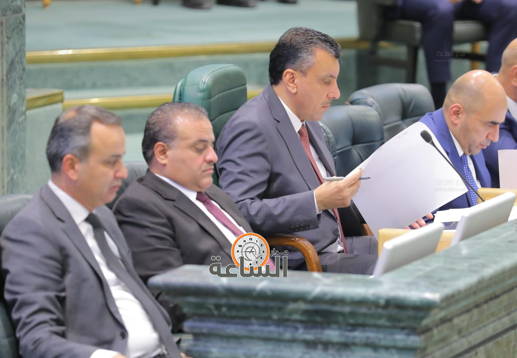 Madar Al-Saa Images 0.5695657921495503