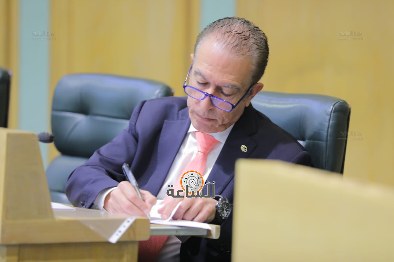 Madar Al-Saa Images 0.66184354621977