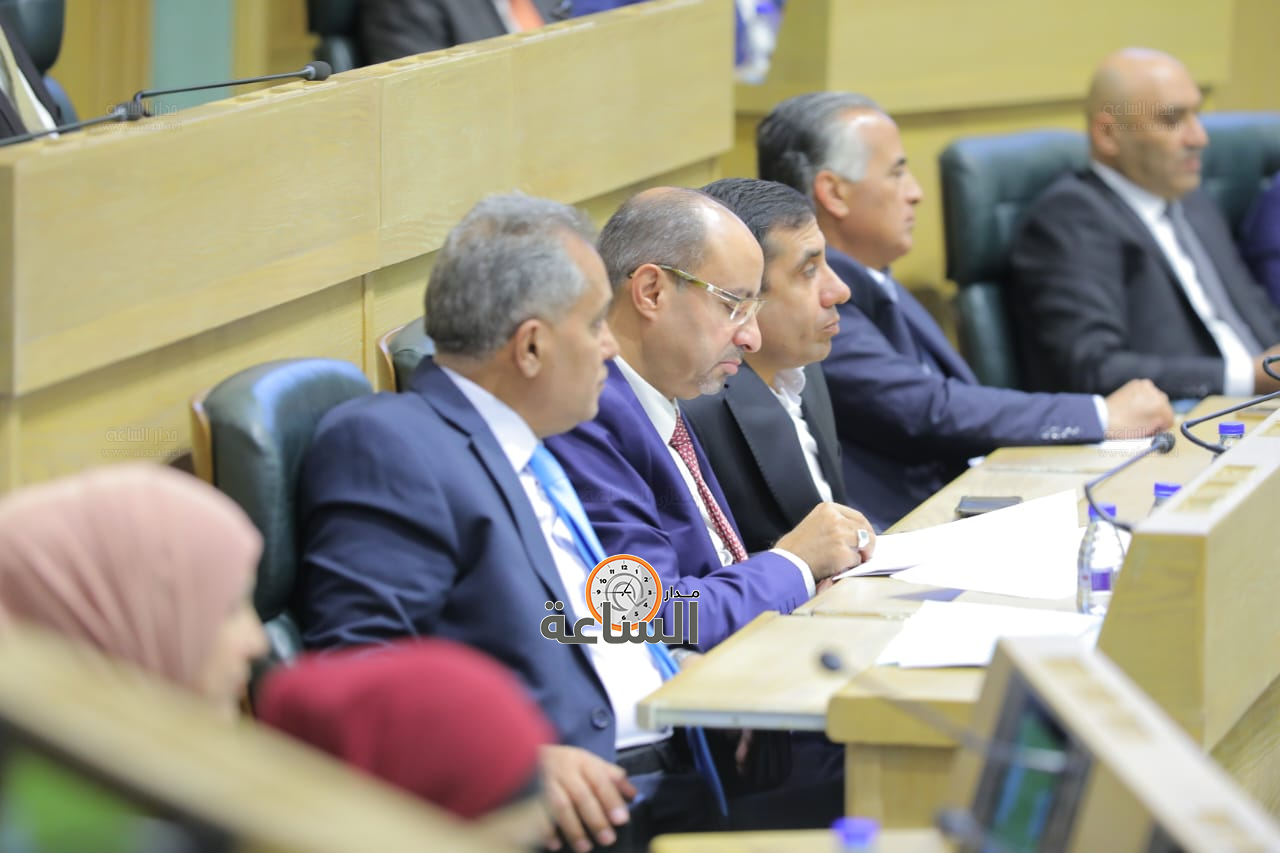 Madar Al-Saa Images 0.9531932667546743