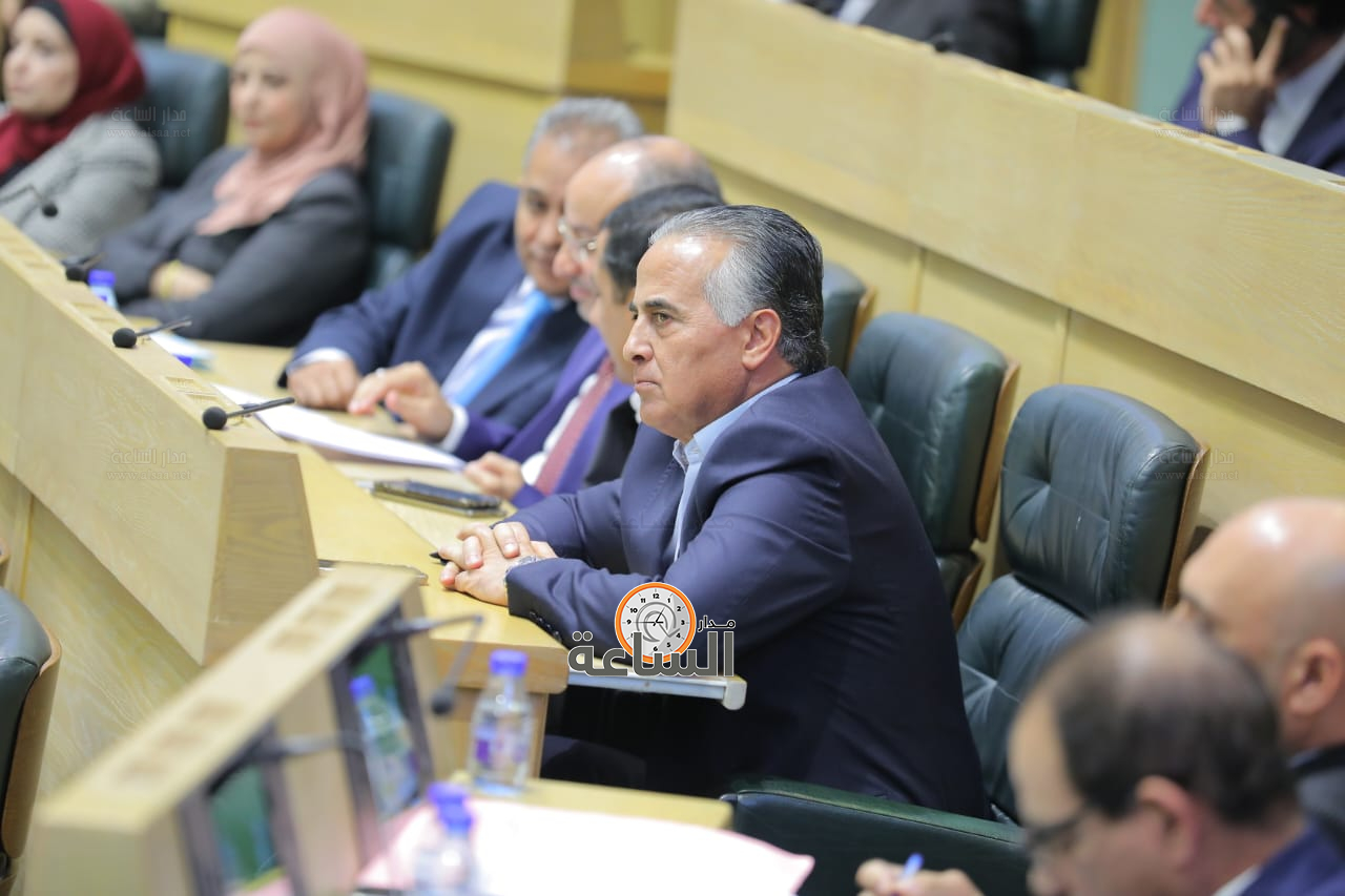 Madar Al-Saa Images 0.5872784613851445