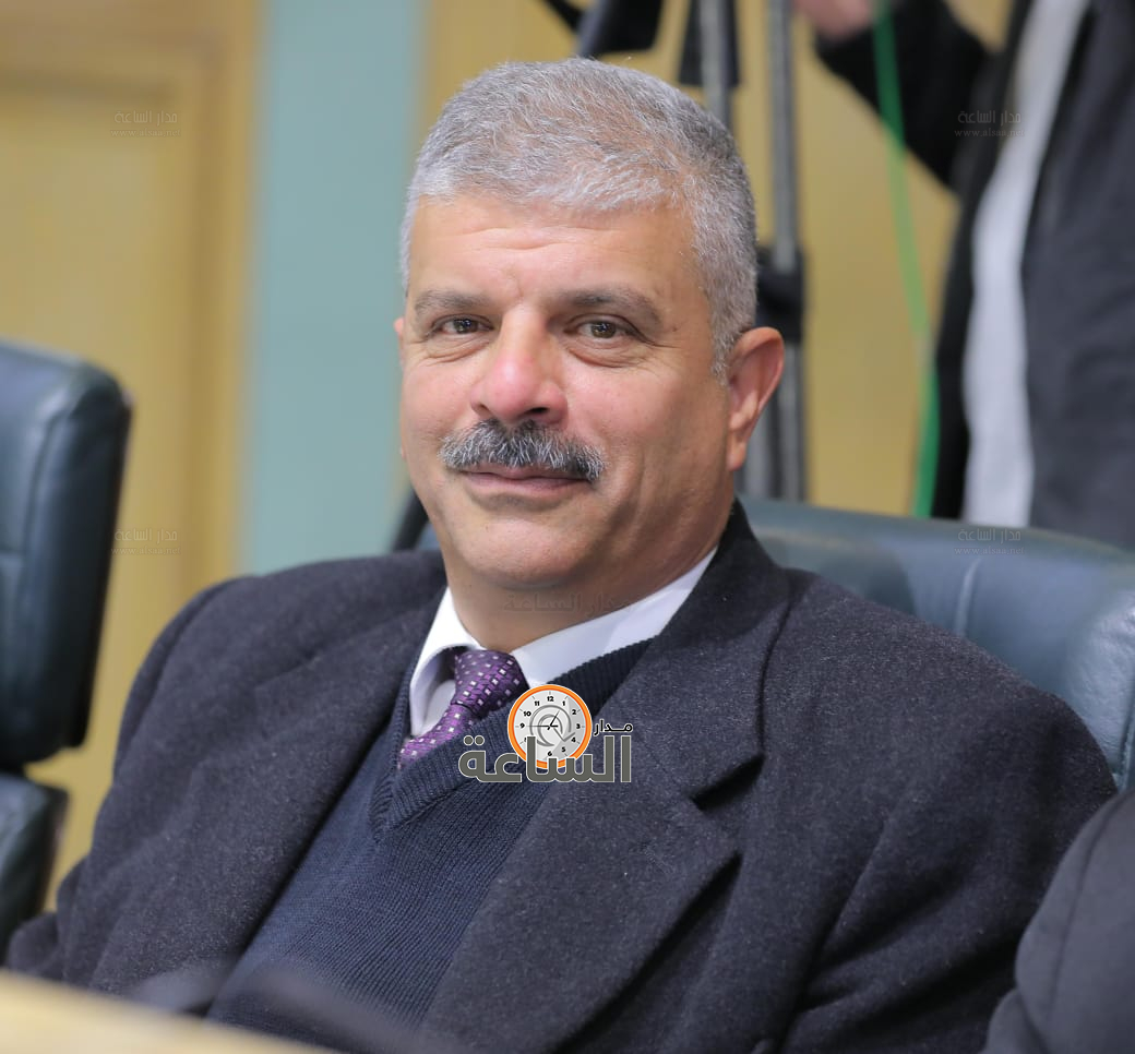 Madar Al-Saa Images 0.23500808016271035