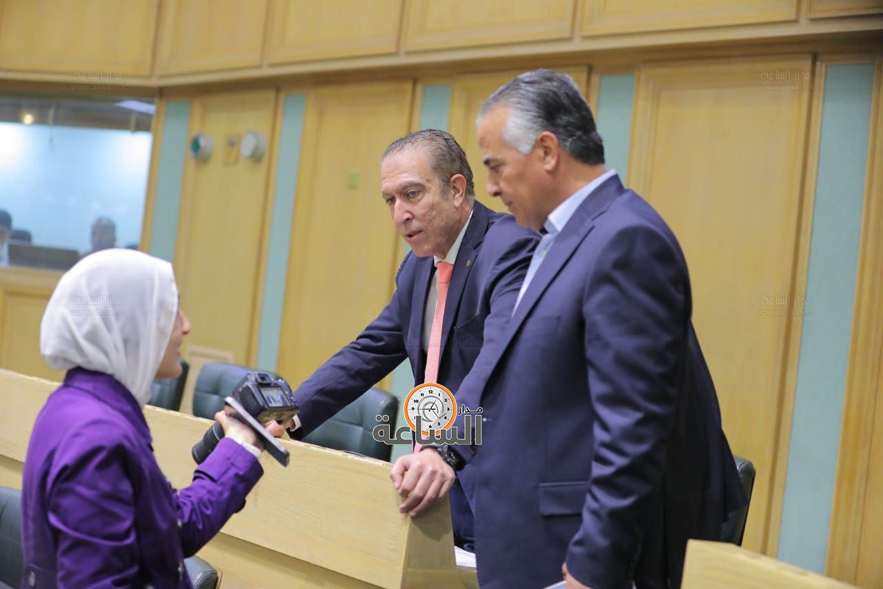 Madar Al-Saa Images 0.18108444210483654