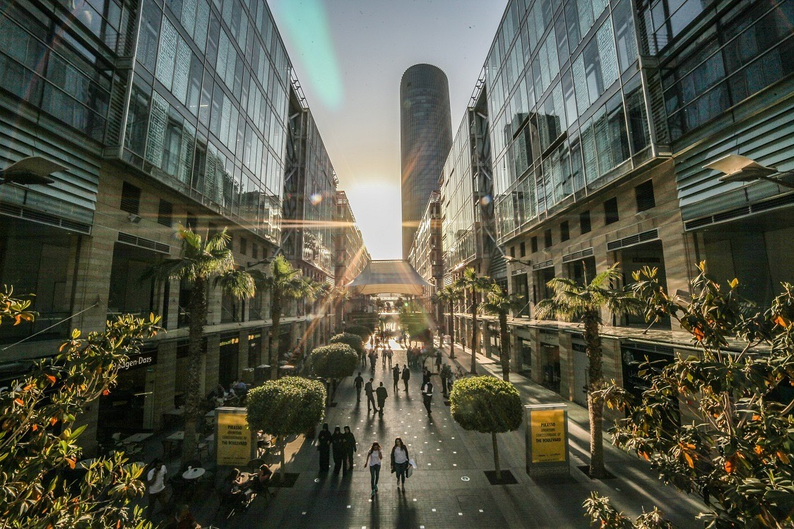 Madar Al-Saa Images 0.4116382317617291