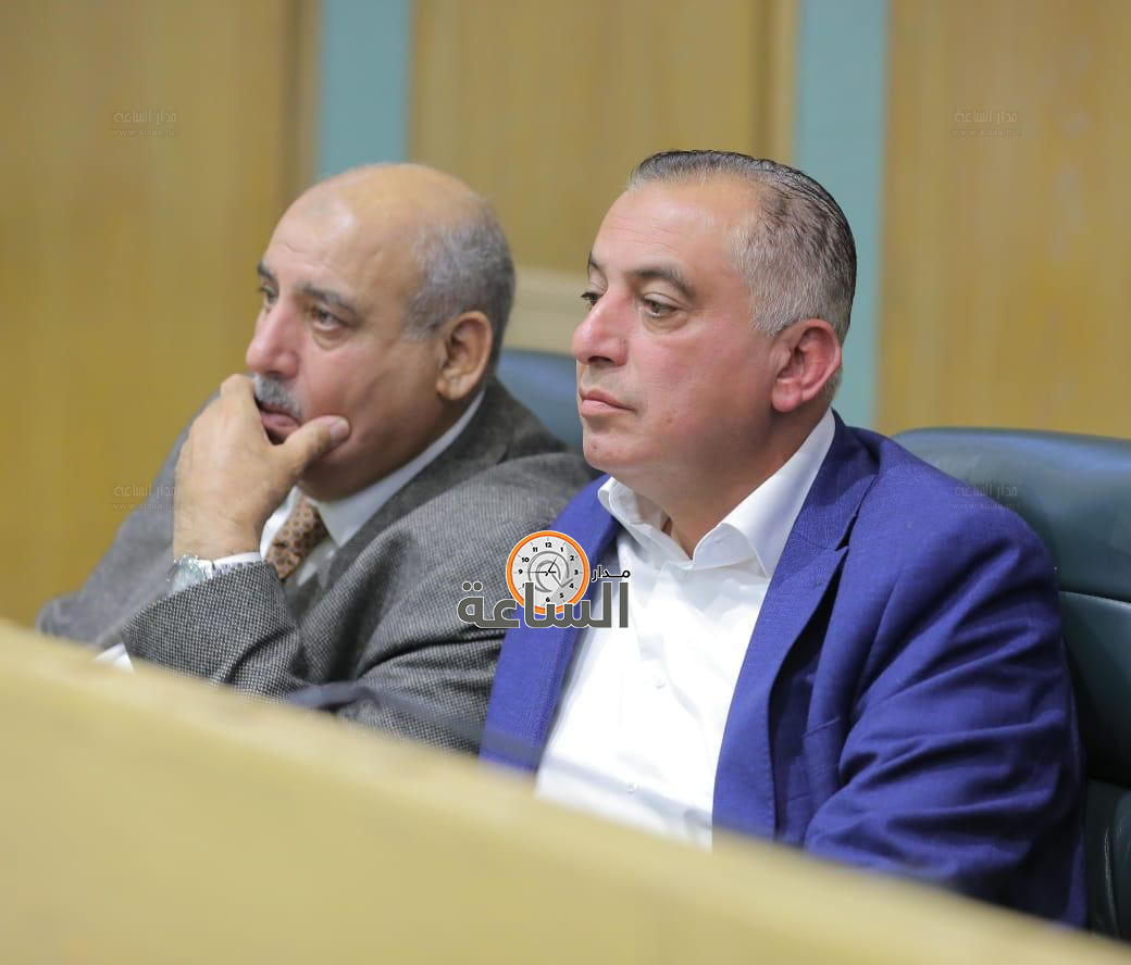 Madar Al-Saa Images 0.08886624222835193