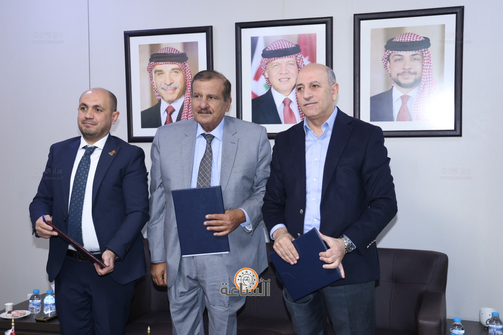 Madar Al-Saa Images 0.23696913232492767