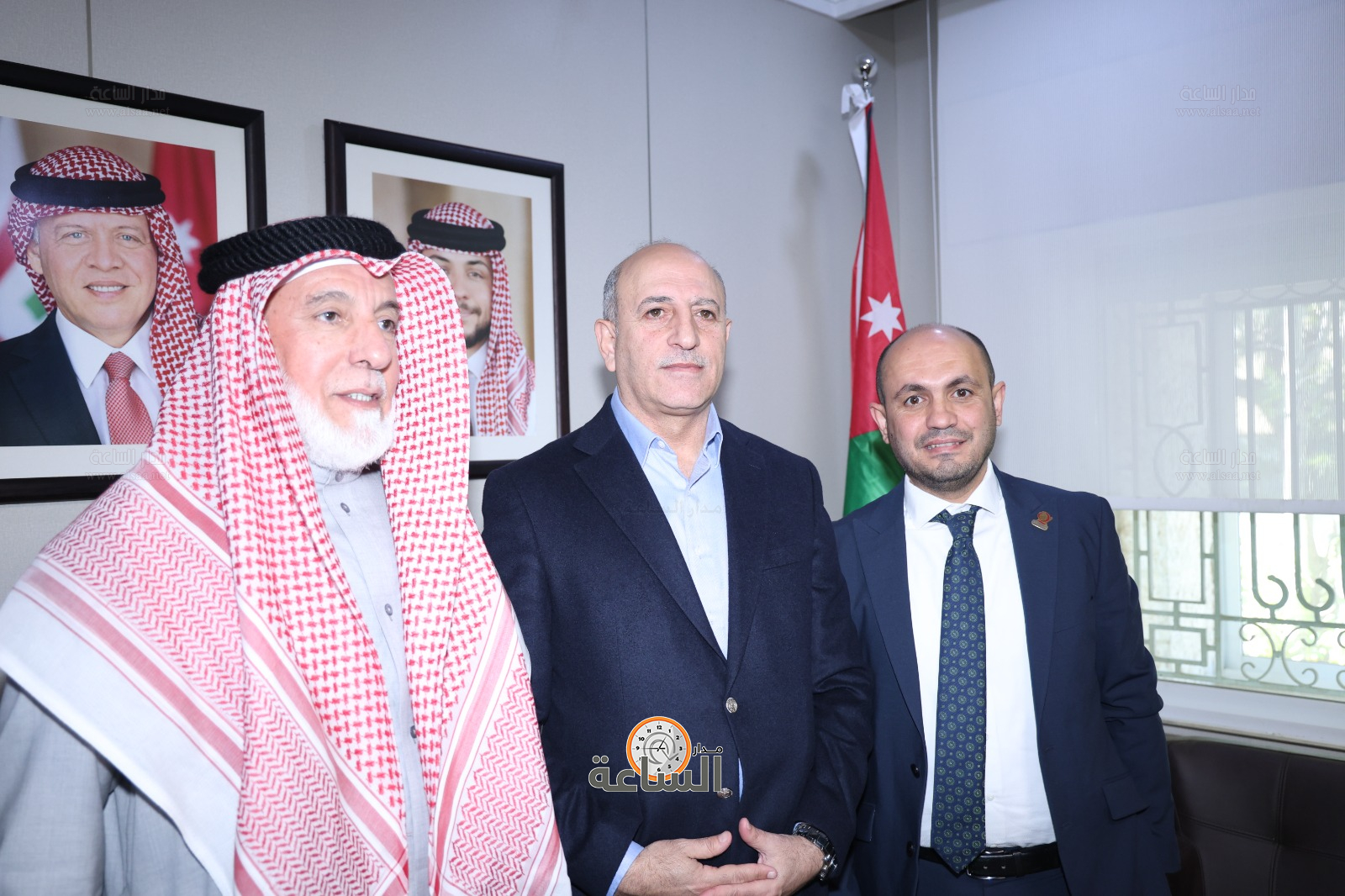 Madar Al-Saa Images 0.24493178447604502