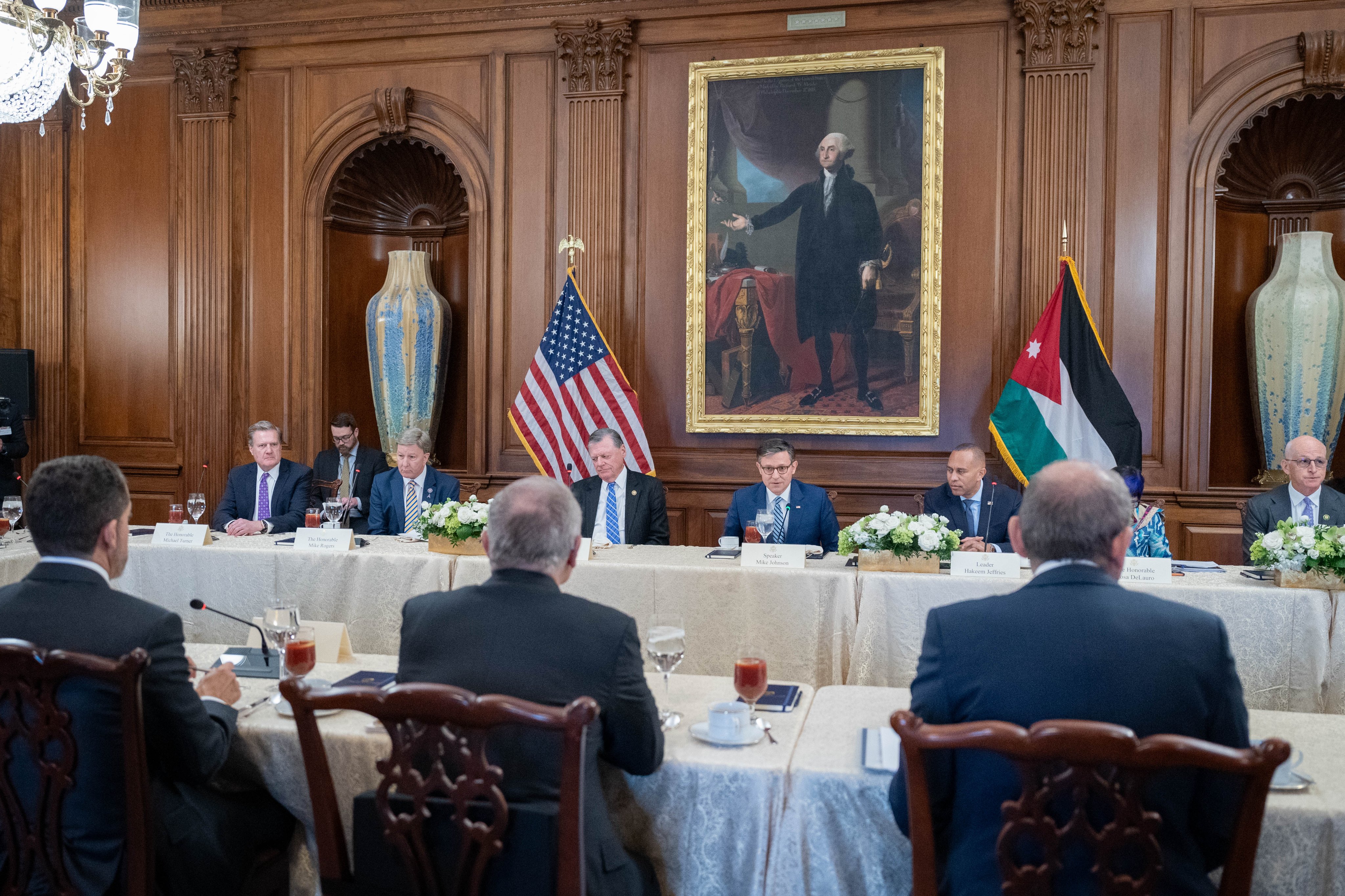 Madar Al-Saa Images 0.22838556217840744