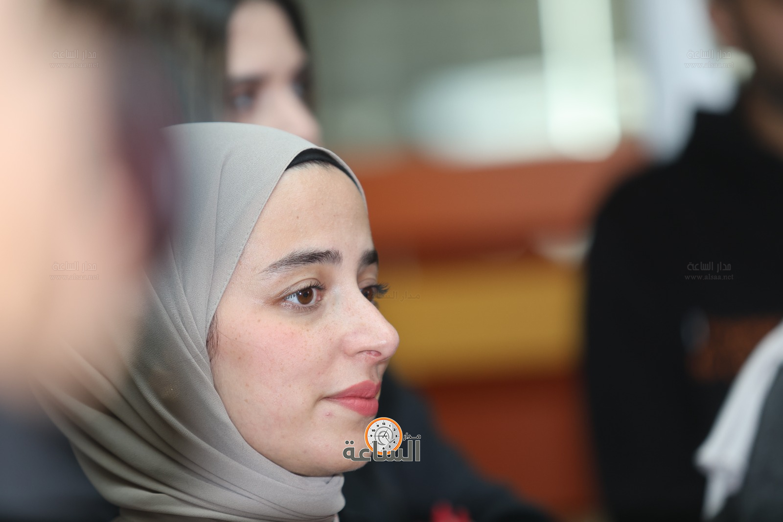 Madar Al-Saa Images 0.8301497304424847