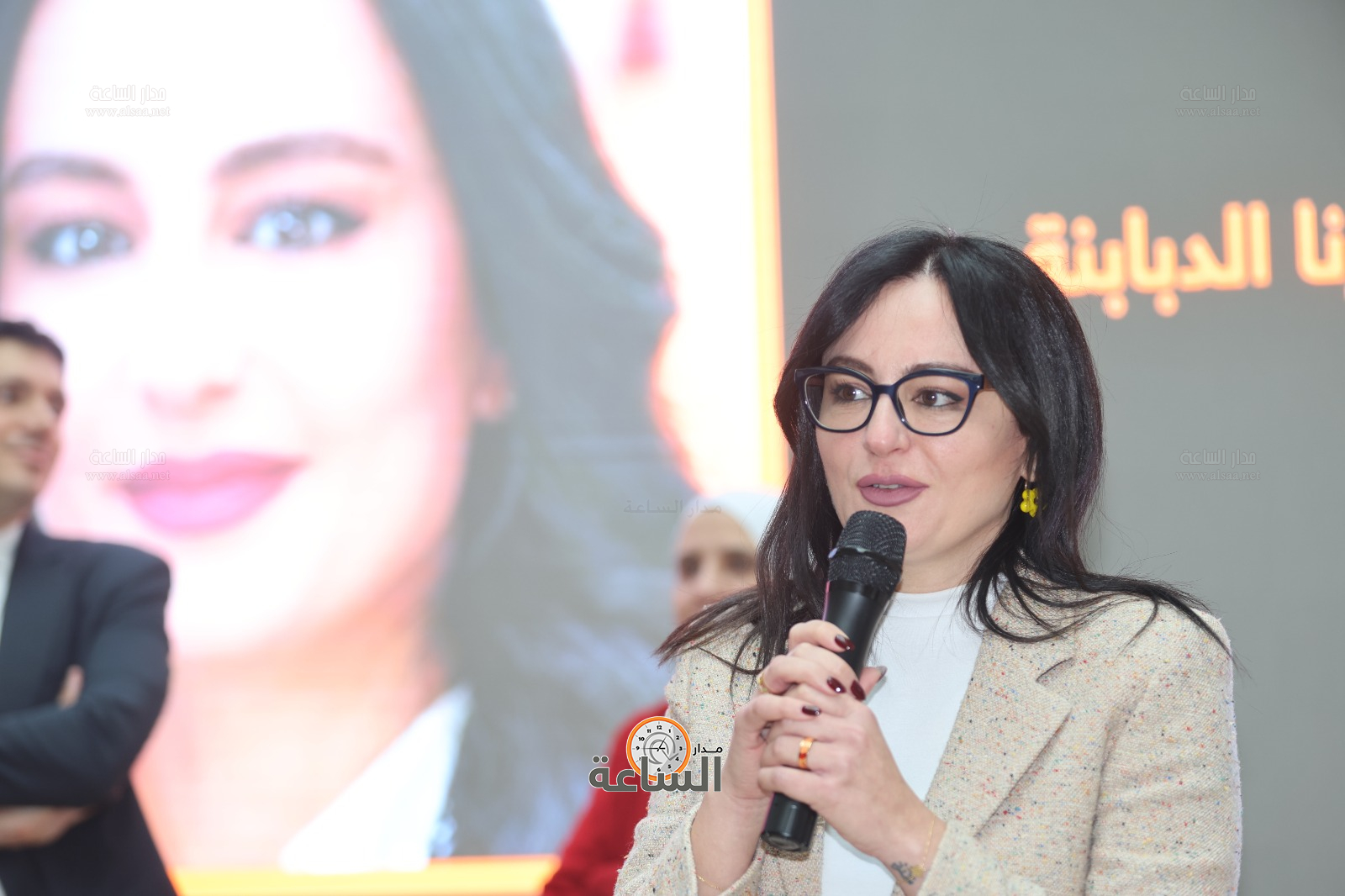 Madar Al-Saa Images 0.46646964931336554