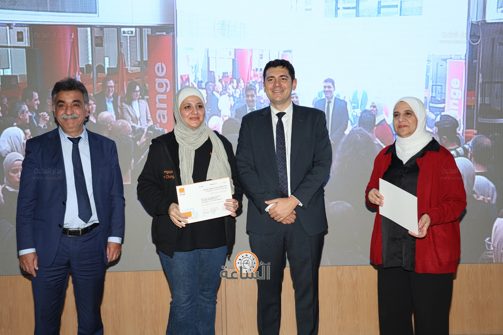 Madar Al-Saa Images 0.6737714995745658