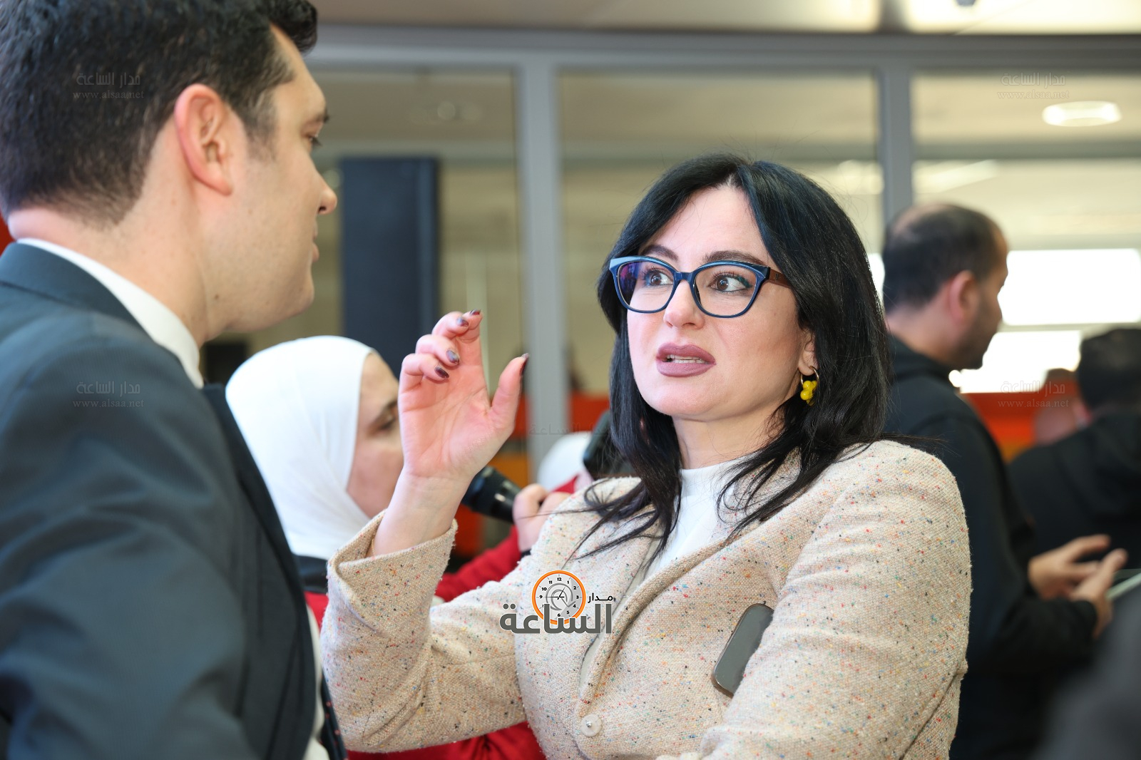 Madar Al-Saa Images 0.8351242508826355