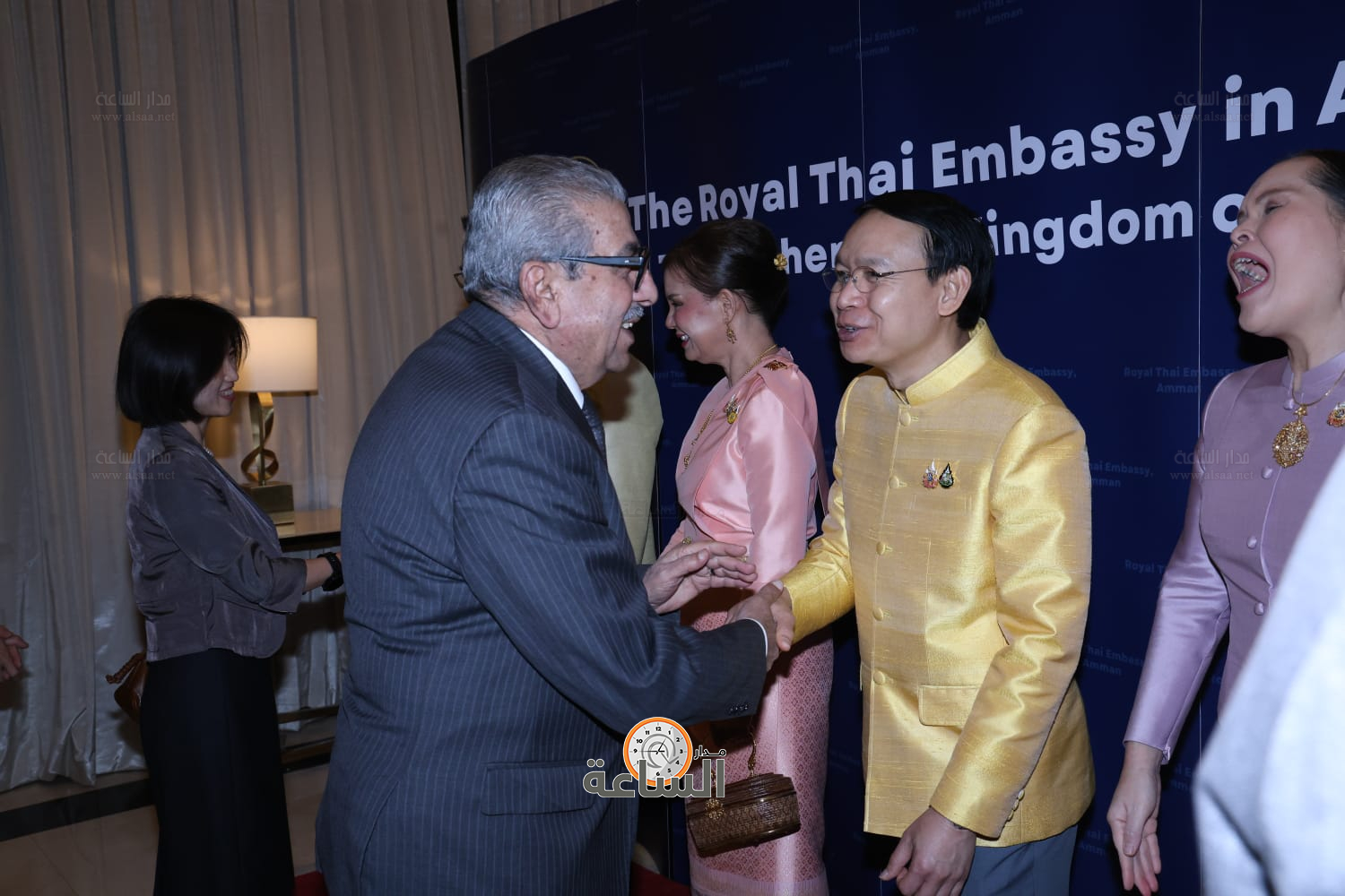 Madar Al-Saa Images 0.9543502650145377