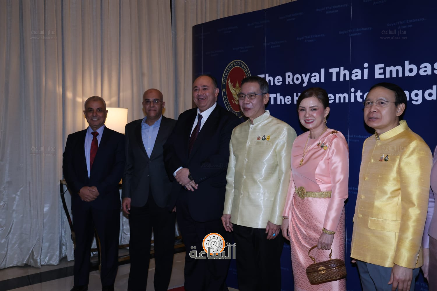 Madar Al-Saa Images 0.7060470771875815