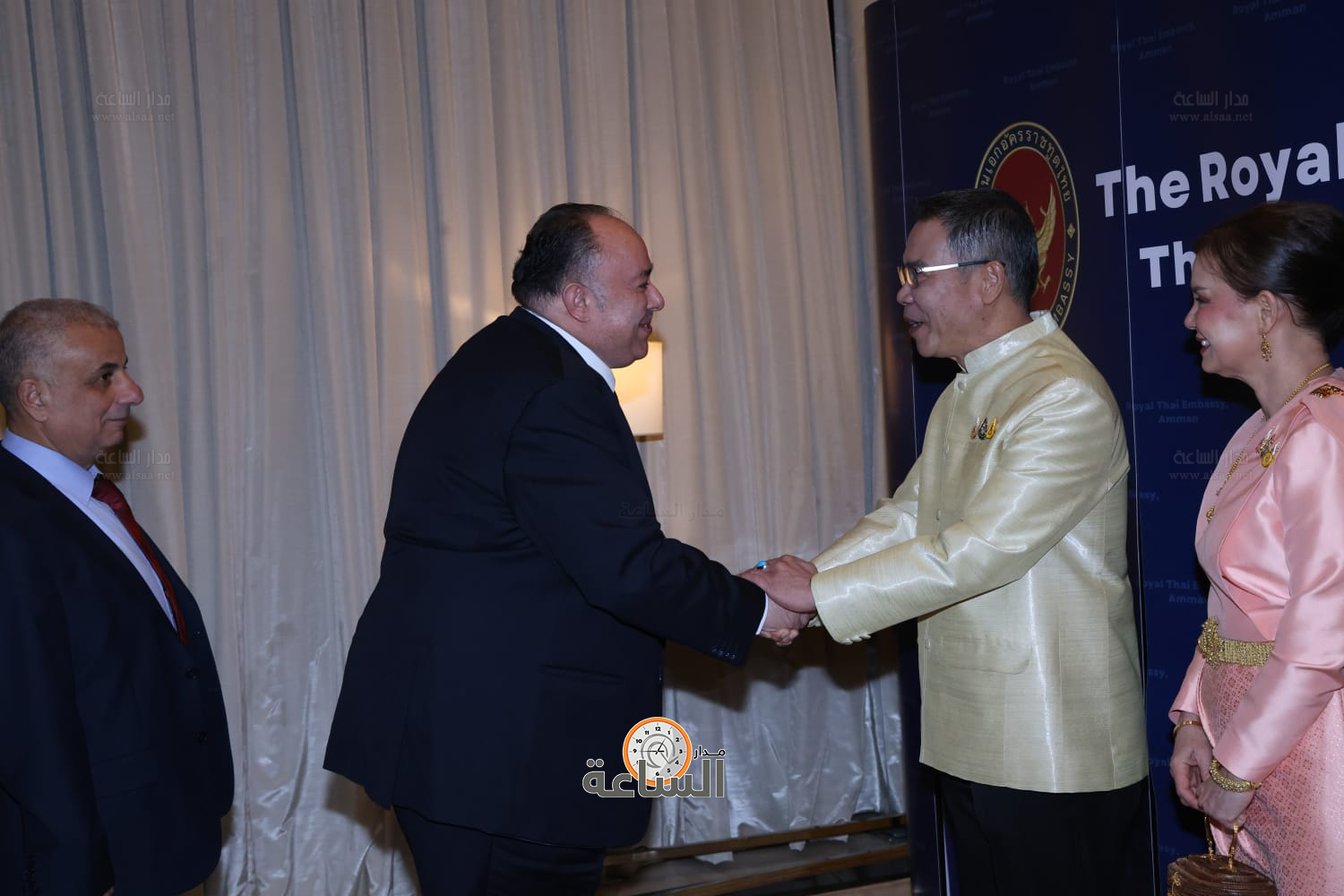 Madar Al-Saa Images 0.3000540471156665