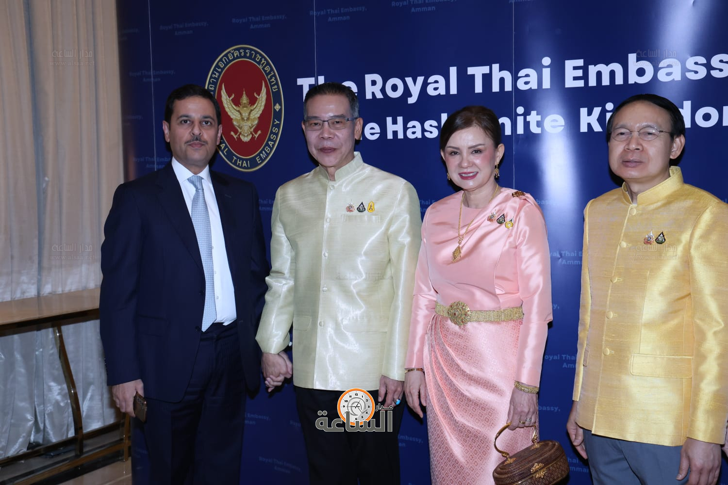 Madar Al-Saa Images 0.8591814367346684