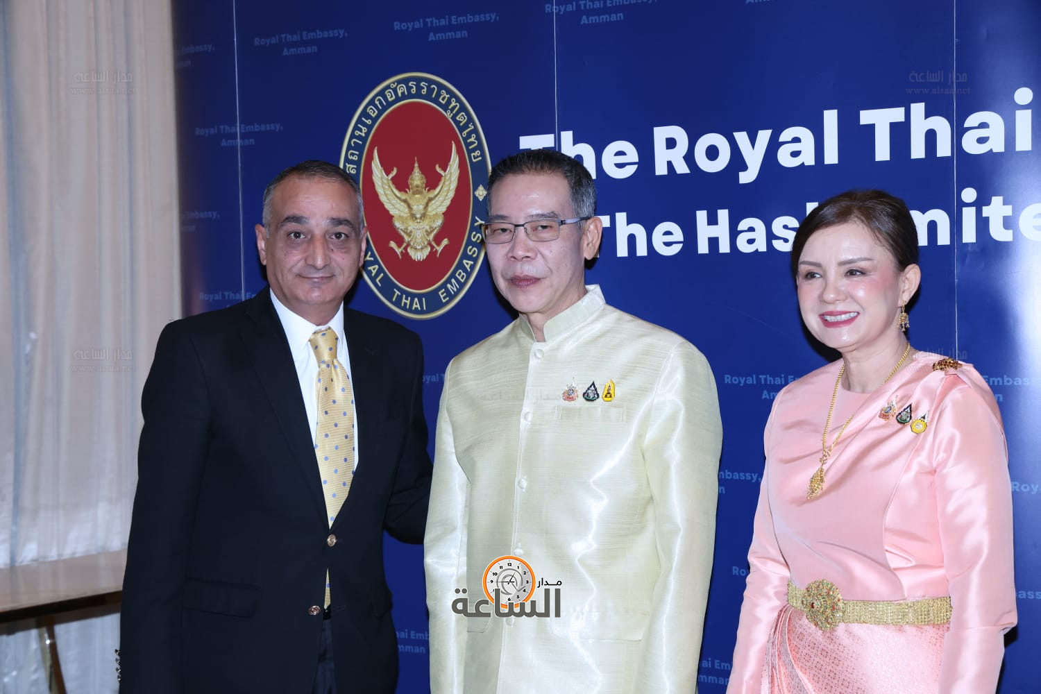 Madar Al-Saa Images 0.45373544372558317