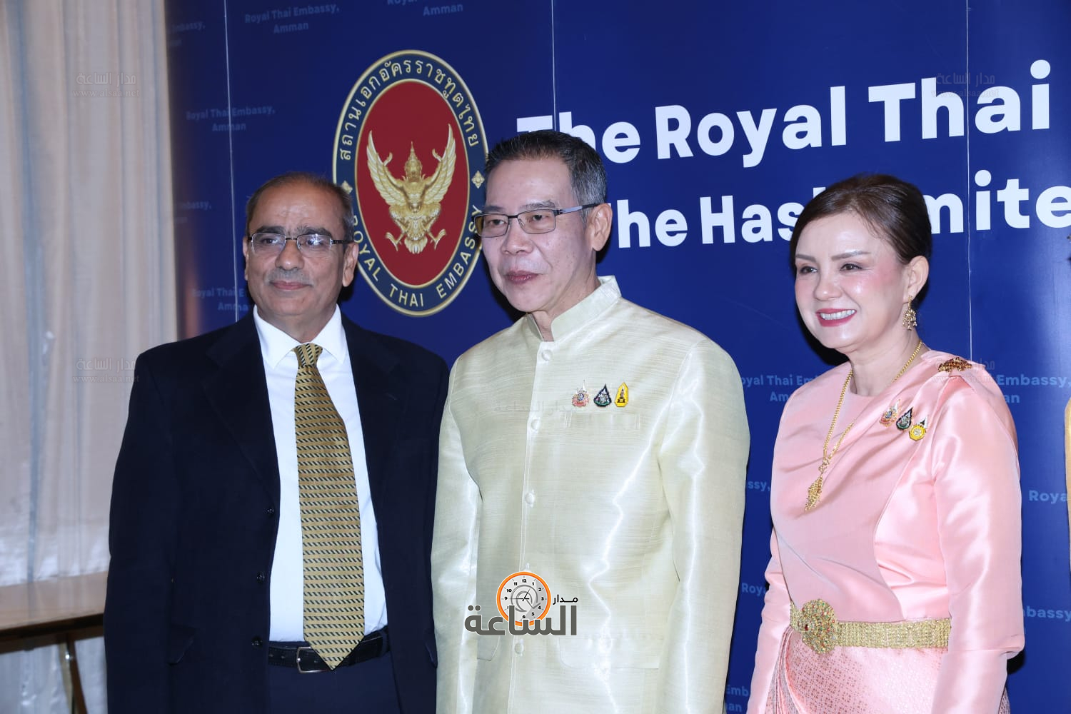 Madar Al-Saa Images 0.47173676553071386