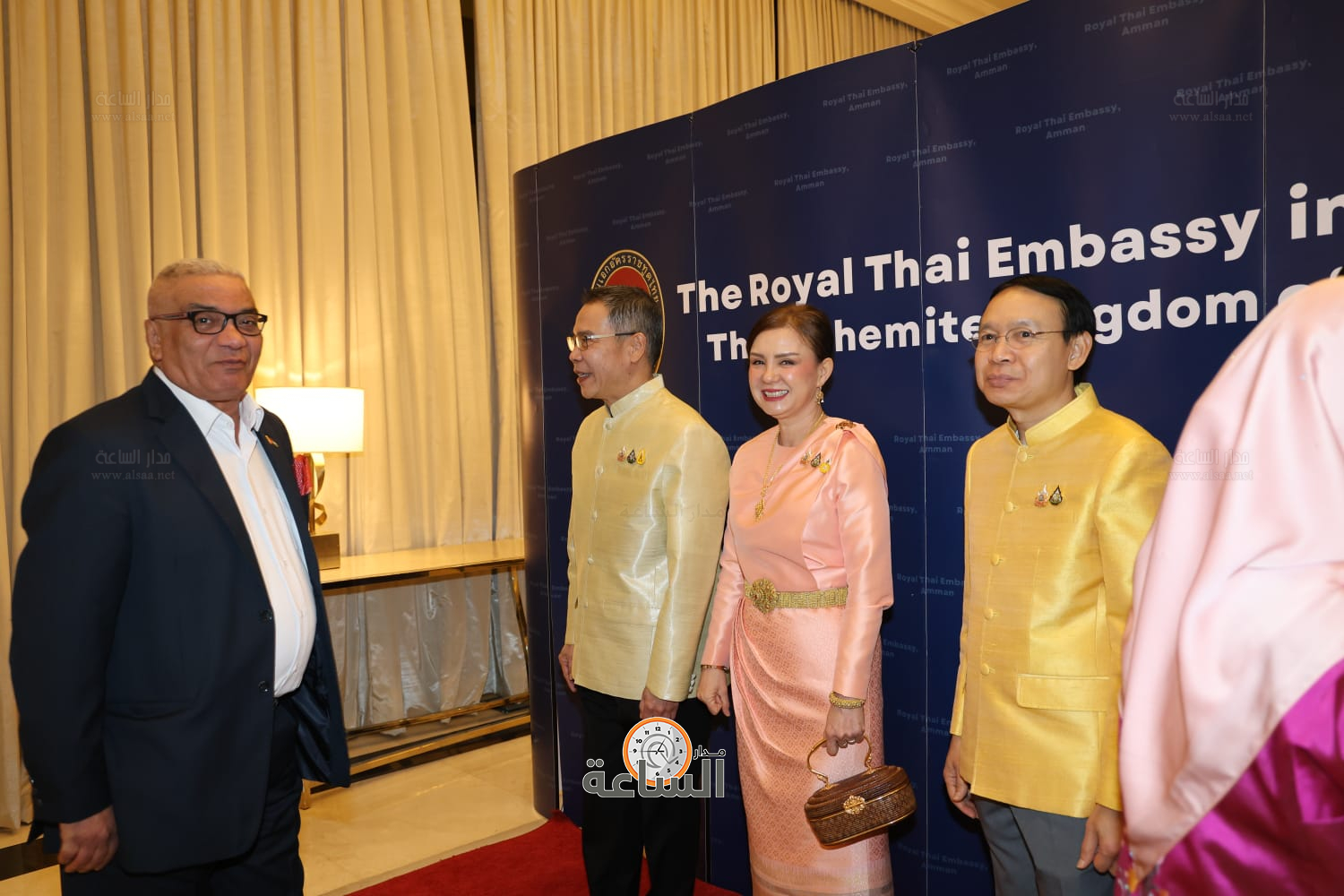 Madar Al-Saa Images 0.20429858590503702