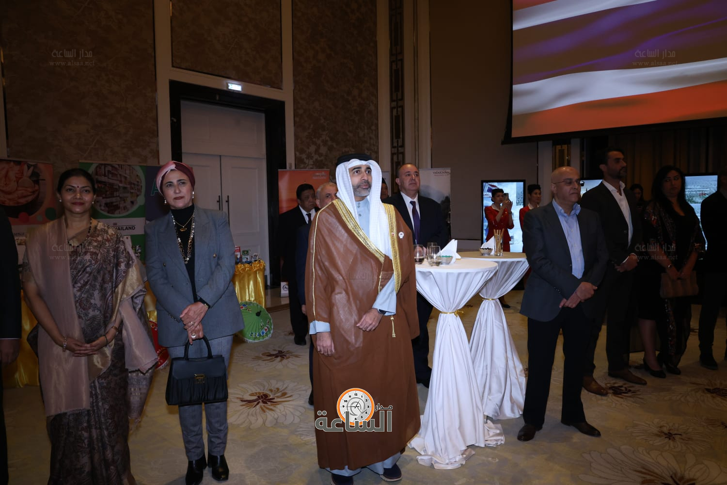 Madar Al-Saa Images 0.35746674180623006