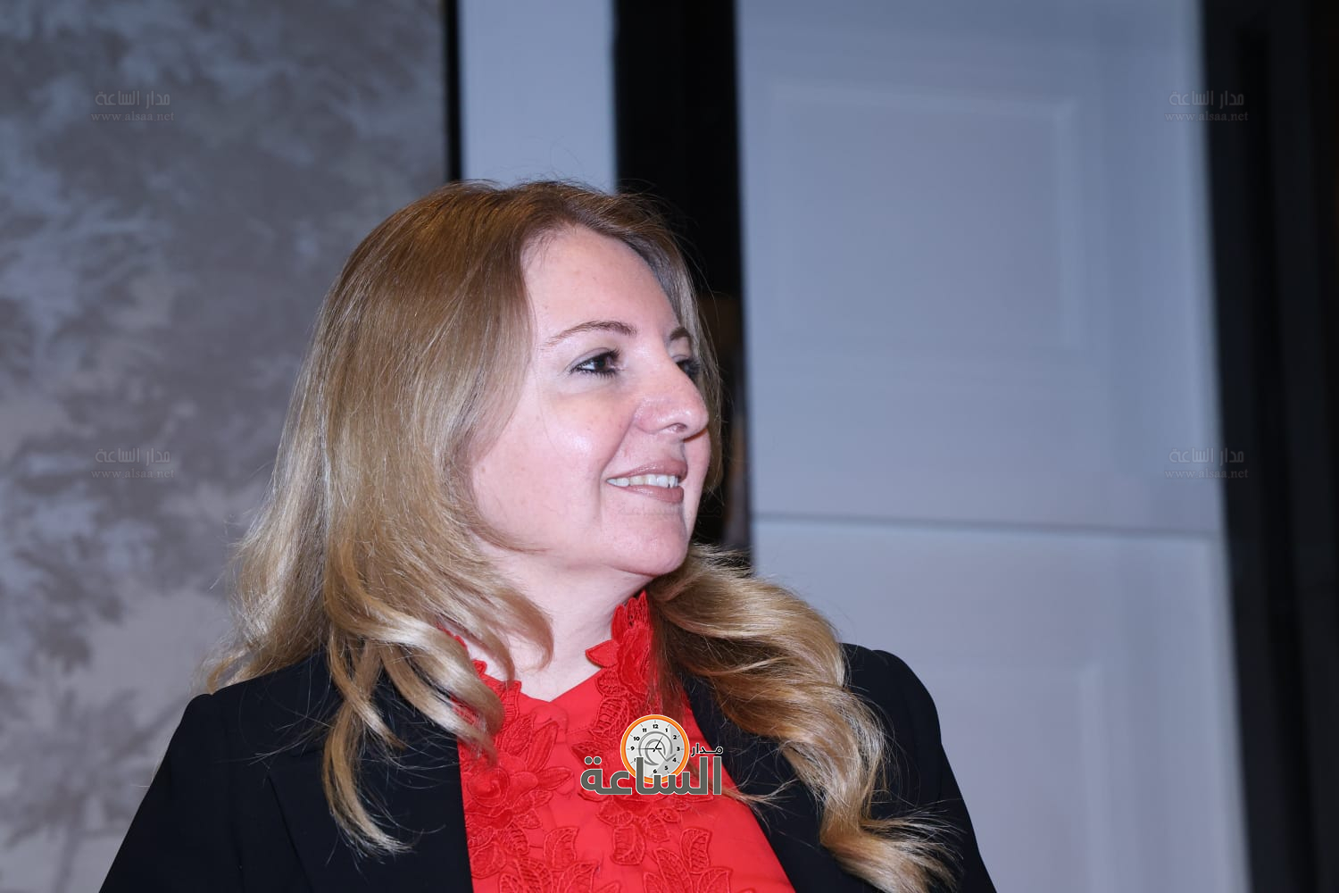 Madar Al-Saa Images 0.4908055702916849