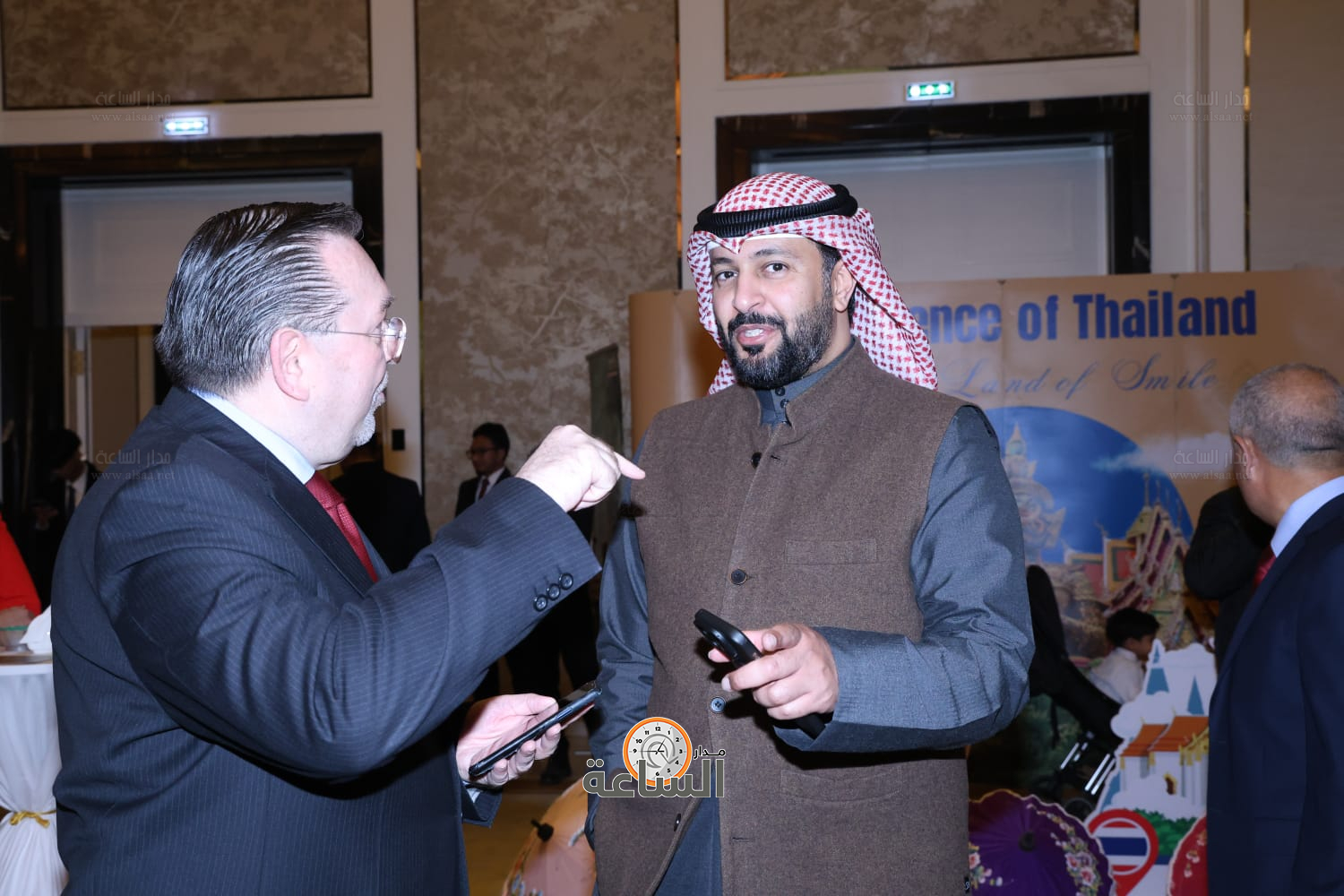 Madar Al-Saa Images 0.676809155659055