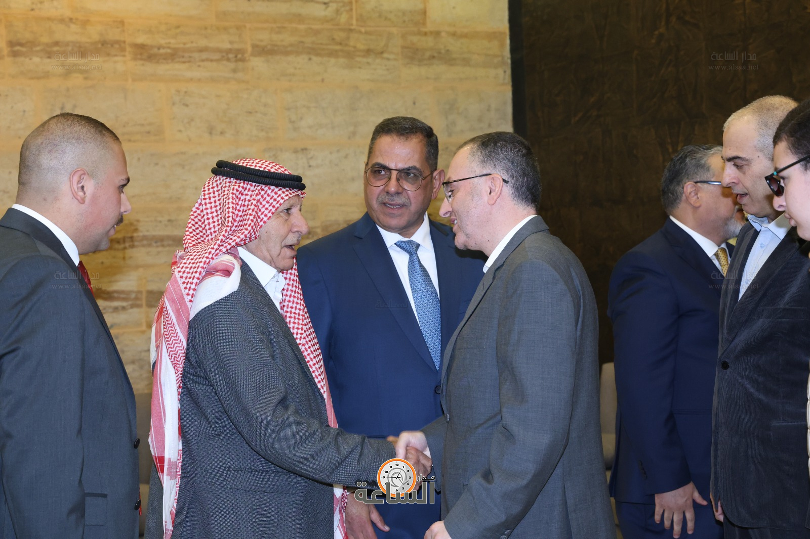 Madar Al-Saa Images 0.09037846680610118