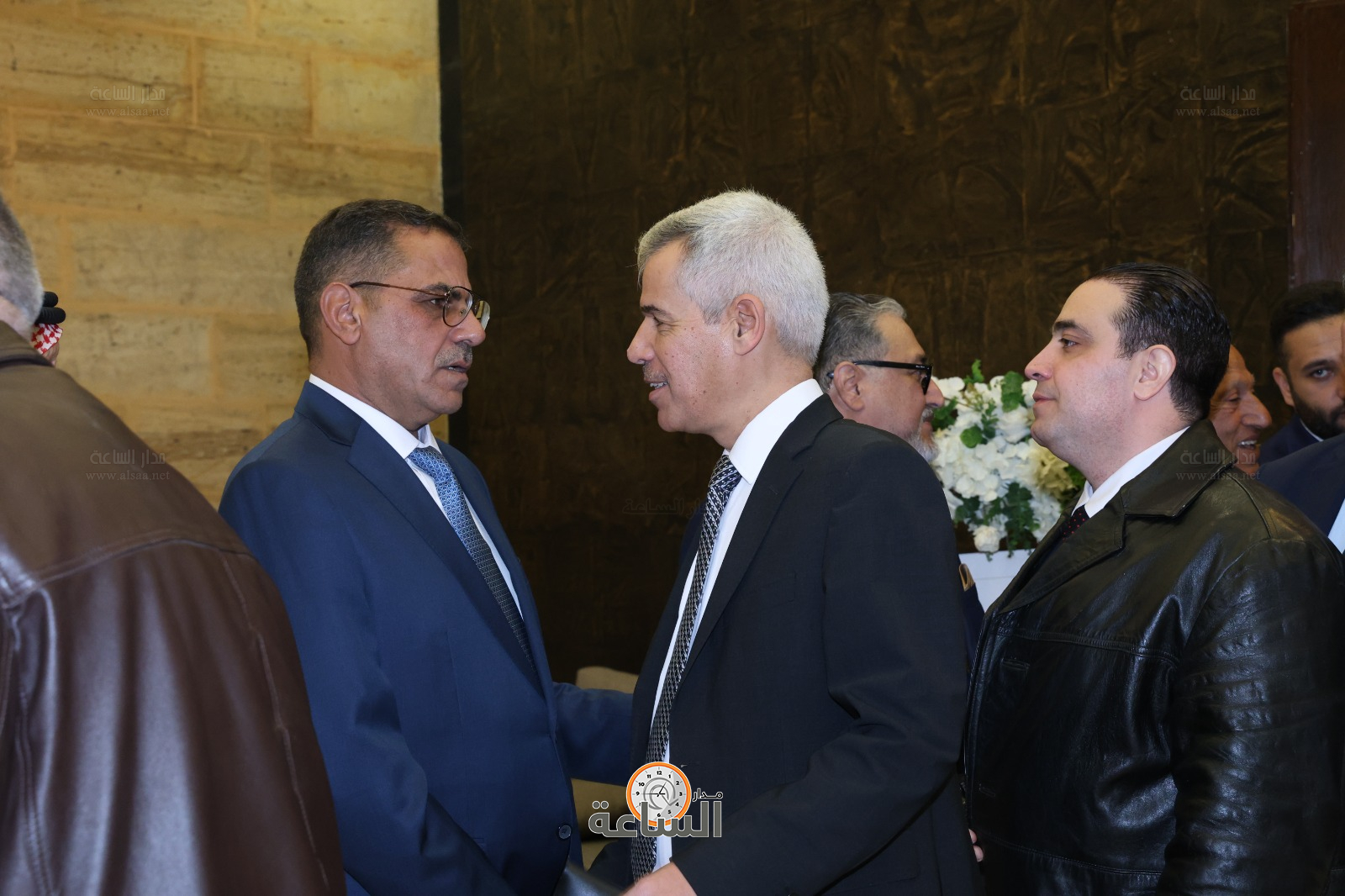 Madar Al-Saa Images 0.3907852512539831