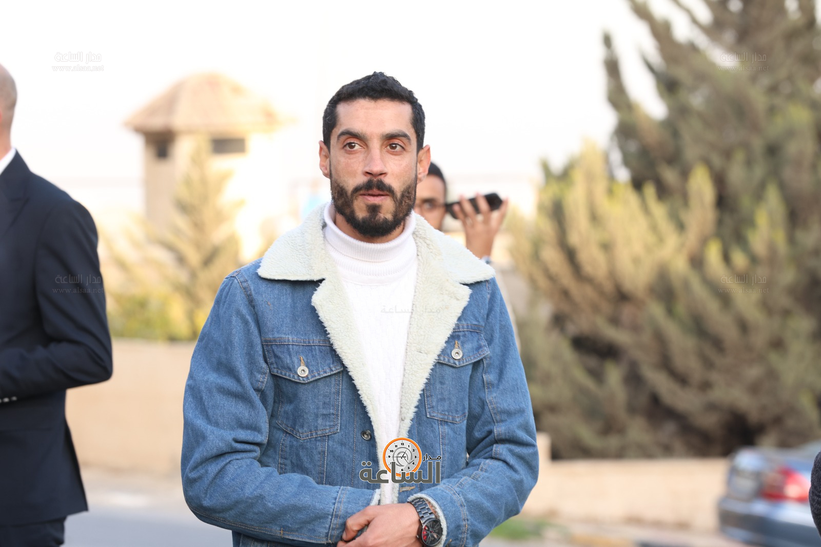 Madar Al-Saa Images 0.9456184915124684