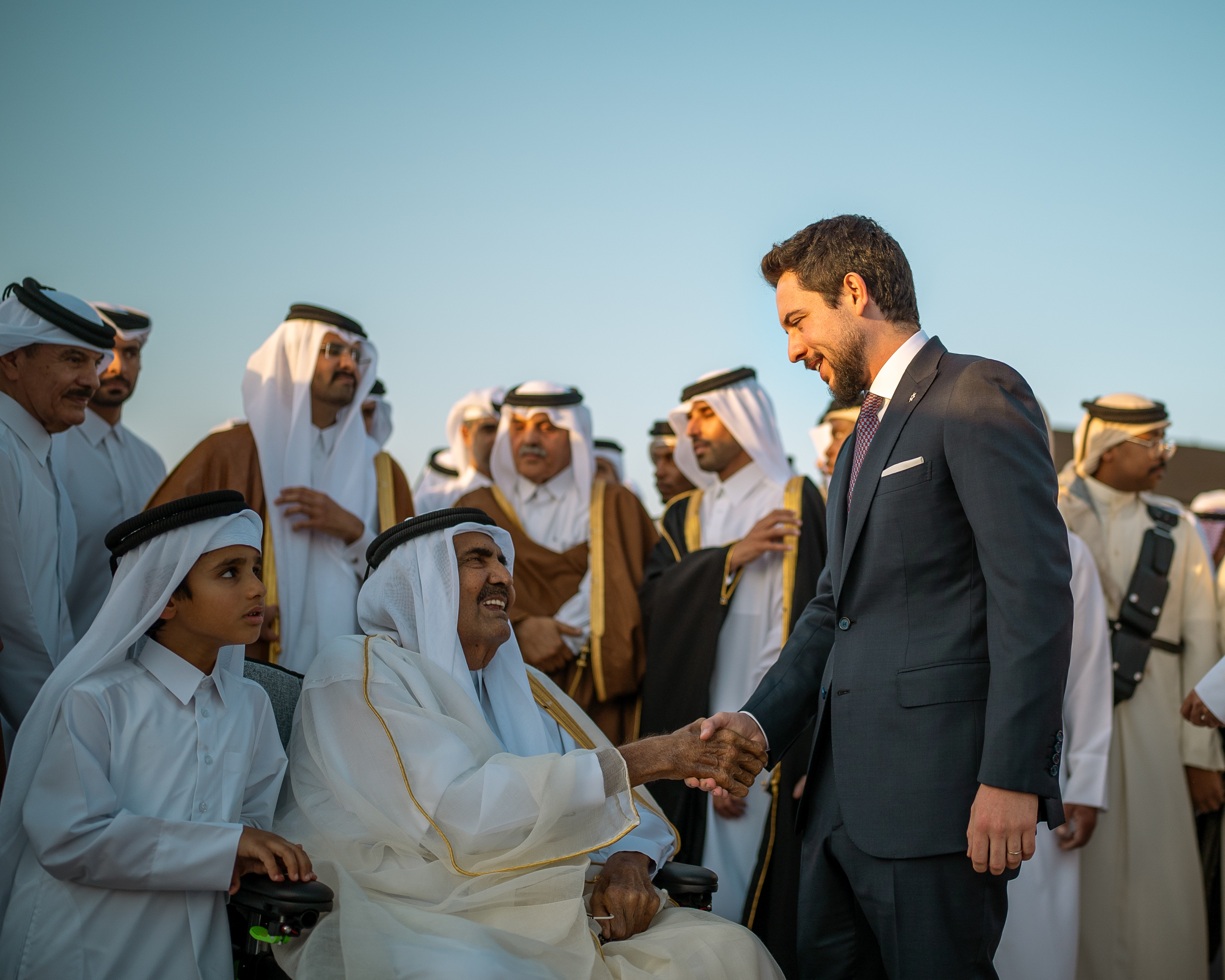 Madar Al-Saa Images 0.44412405366816343