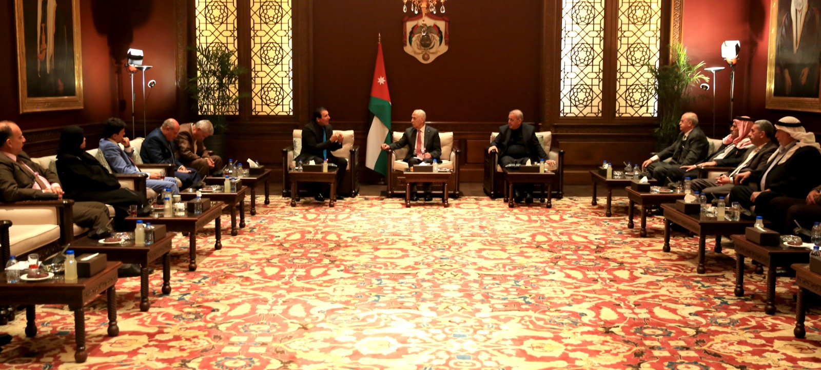 Madar Al-Saa Images 0.5636892737748864