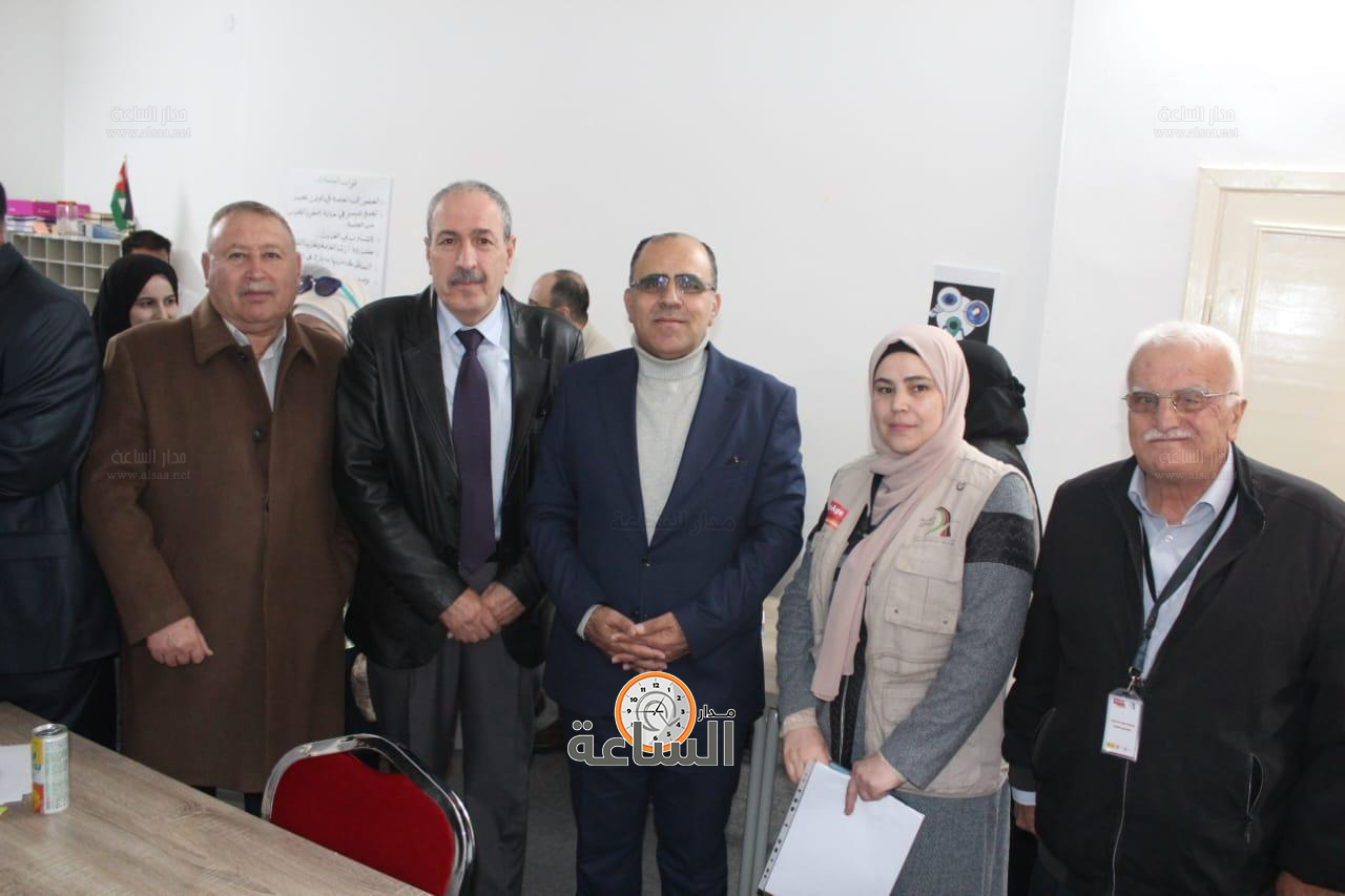 Madar Al-Saa Images 0.33833152652338416