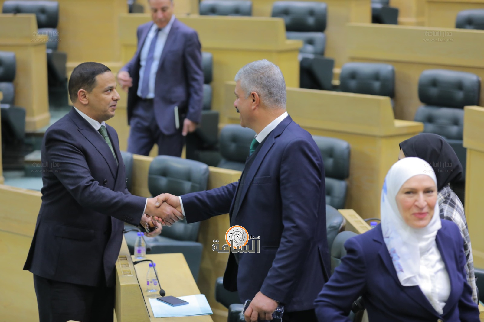 Madar Al-Saa Images 0.988984280379569