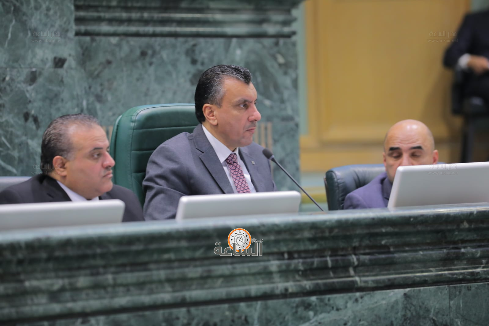 Madar Al-Saa Images 0.513633442570909