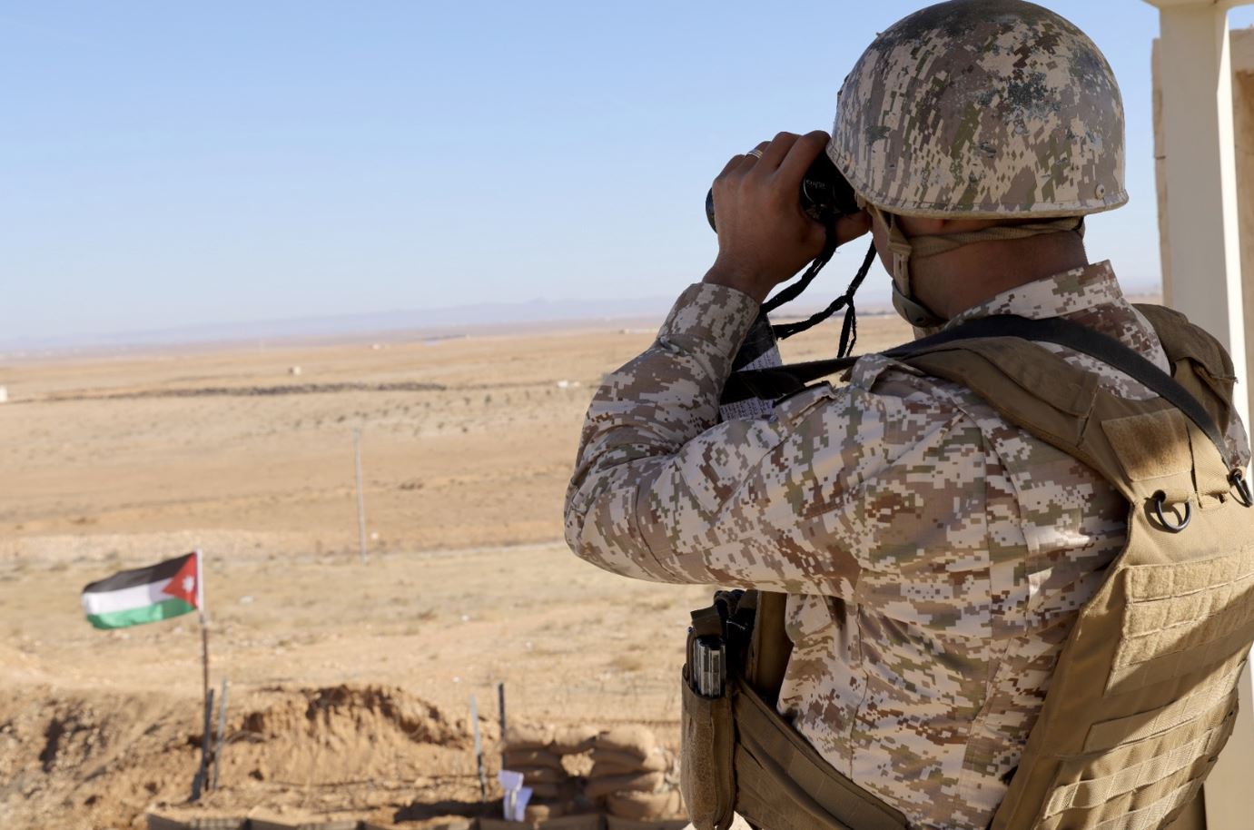 Madar Al-Saa Images 0.9946127730707581