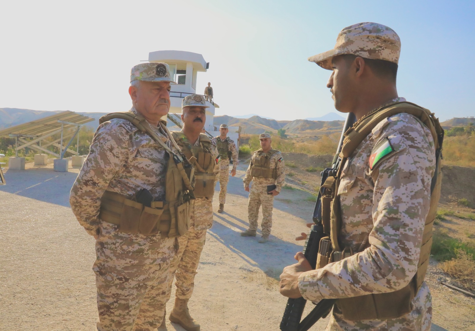 Madar Al-Saa Images 0.7367777767934482