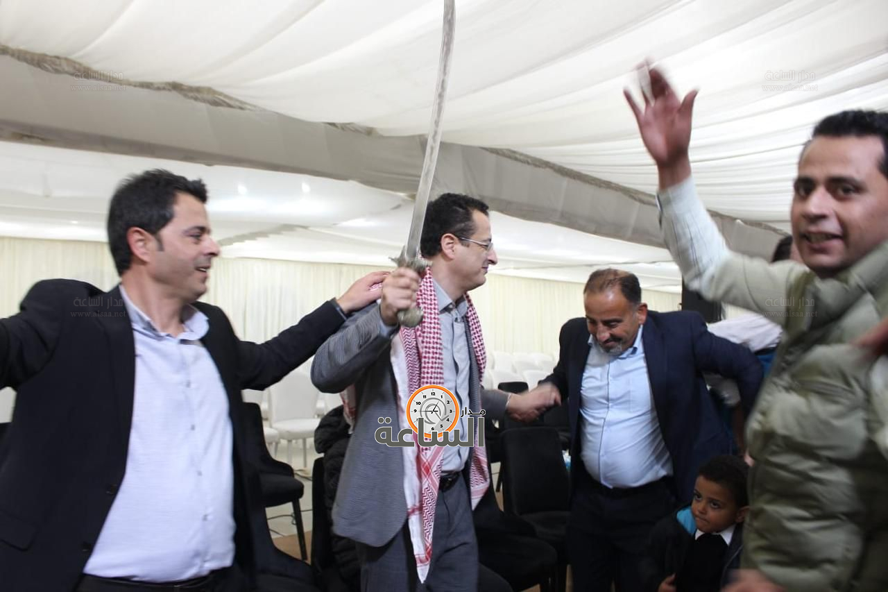 Madar Al-Saa Images 0.44820619802671846