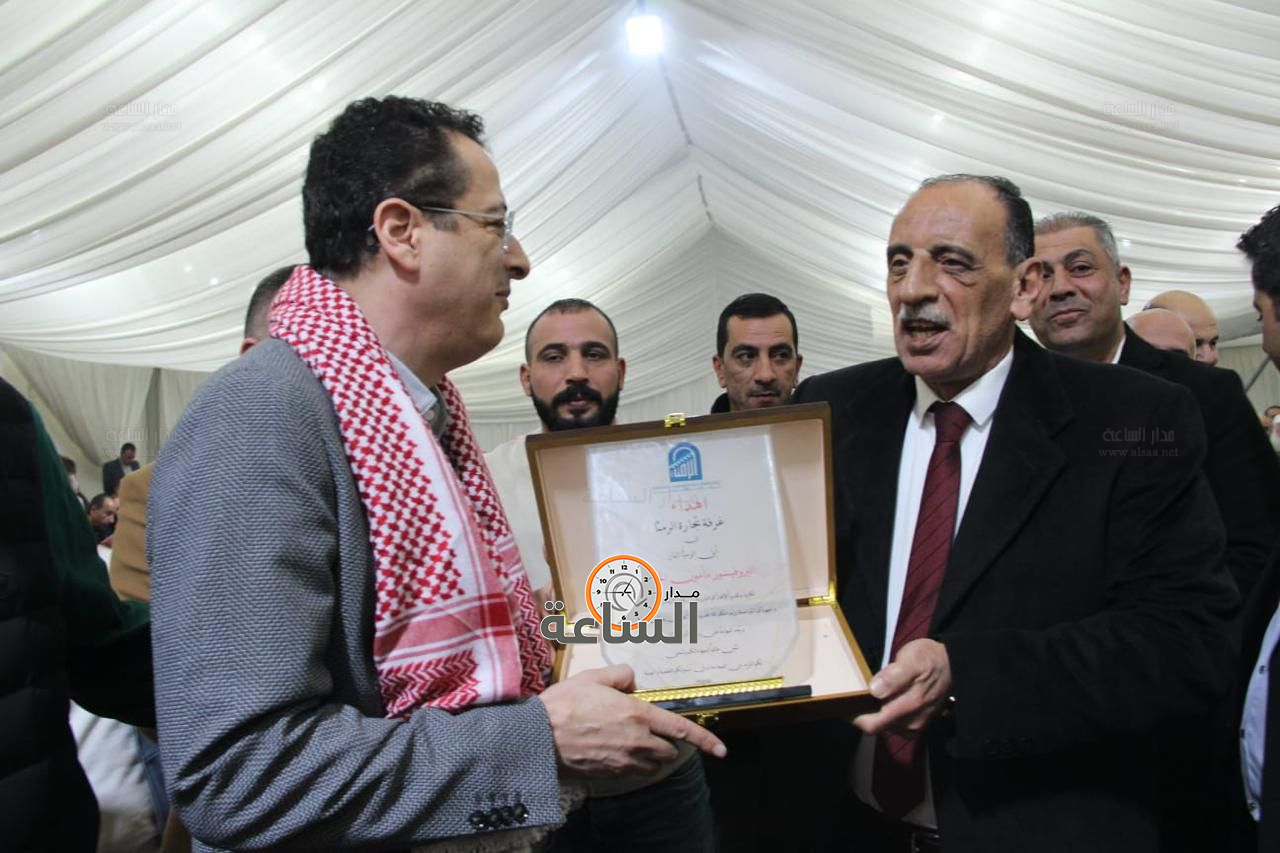 Madar Al-Saa Images 0.624732735593748