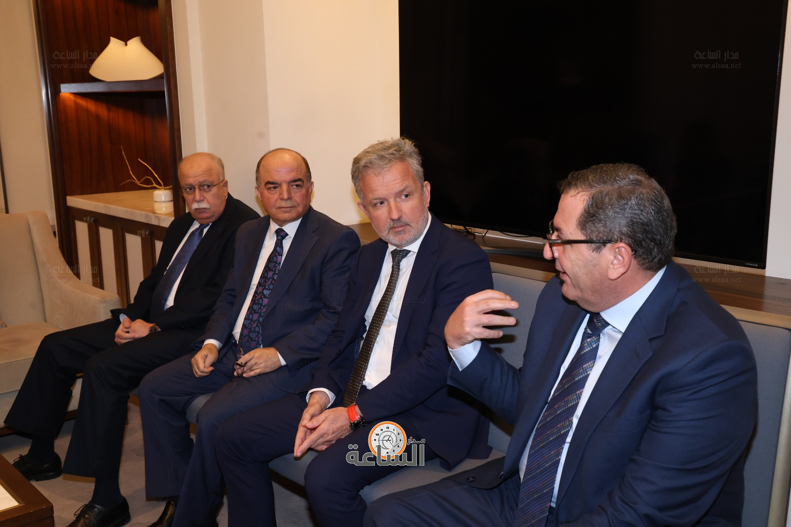 Madar Al-Saa Images 0.22477534029642454