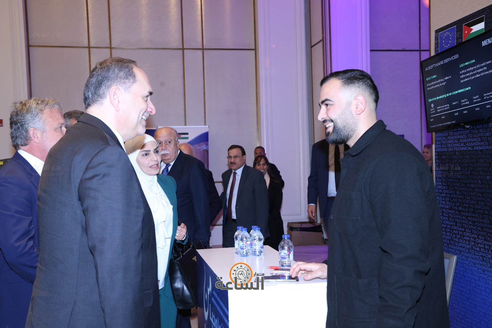 Madar Al-Saa Images 0.318331582829934