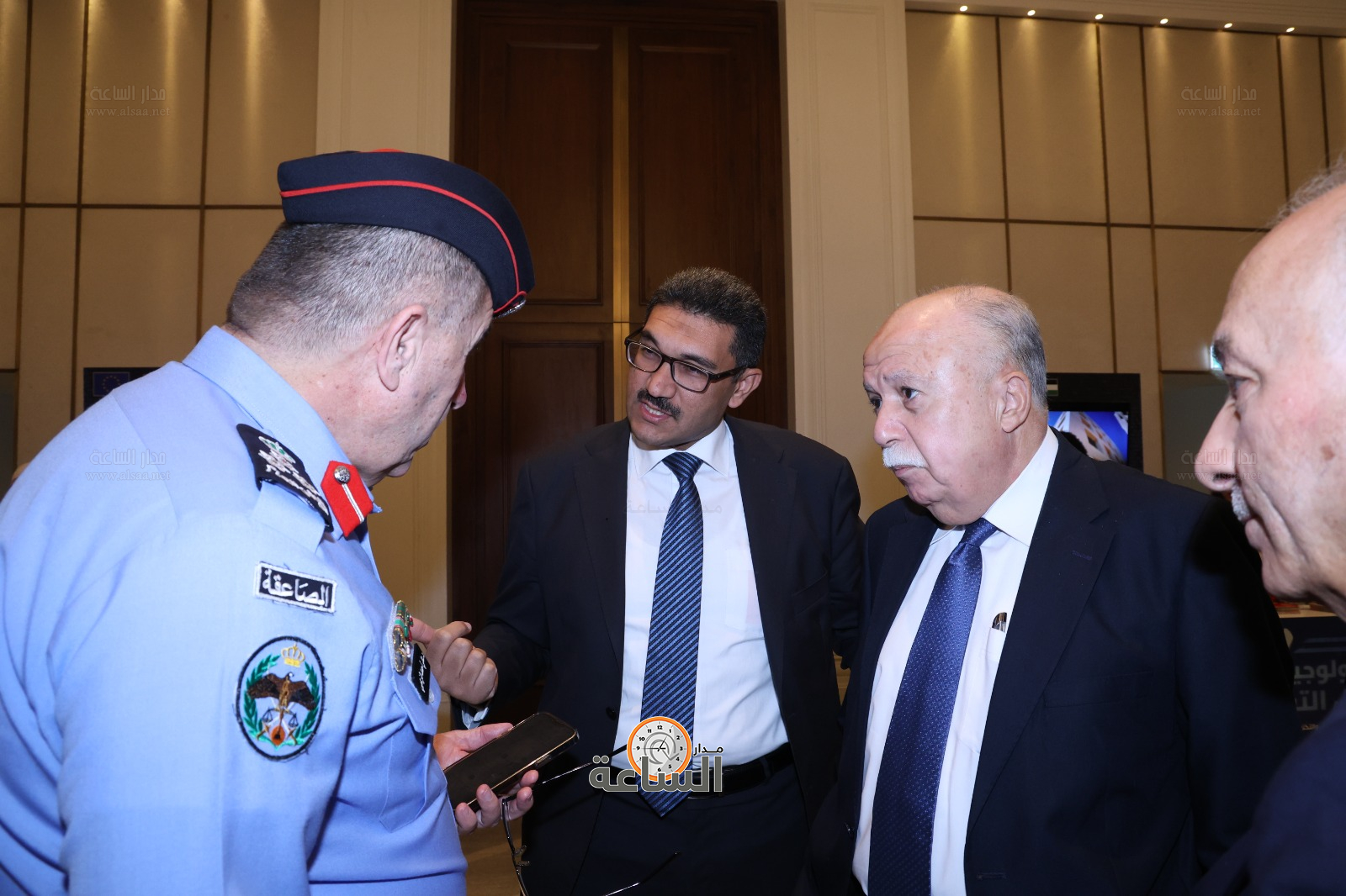 Madar Al-Saa Images 0.6216606511709908