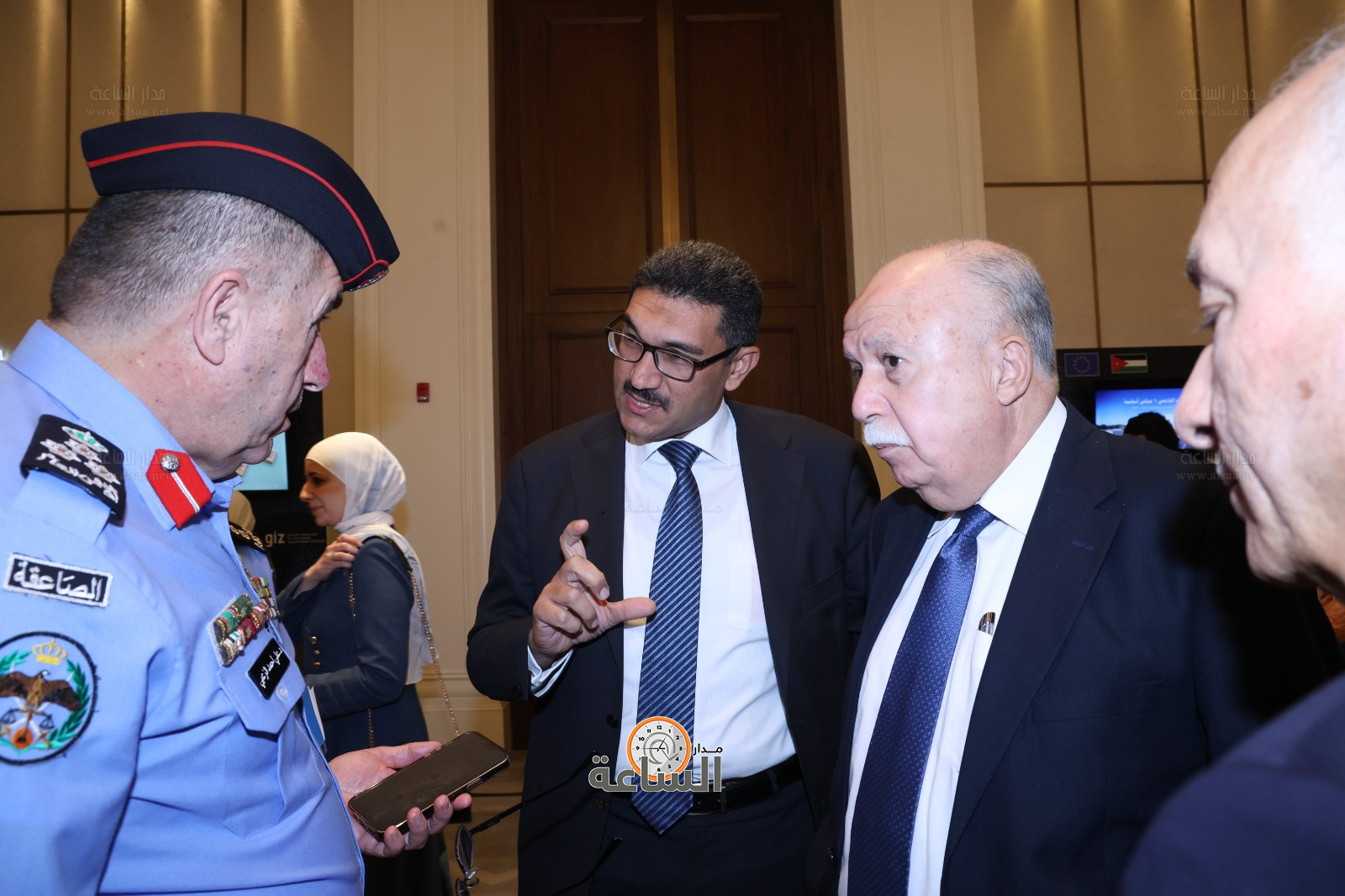 Madar Al-Saa Images 0.9140228351114217