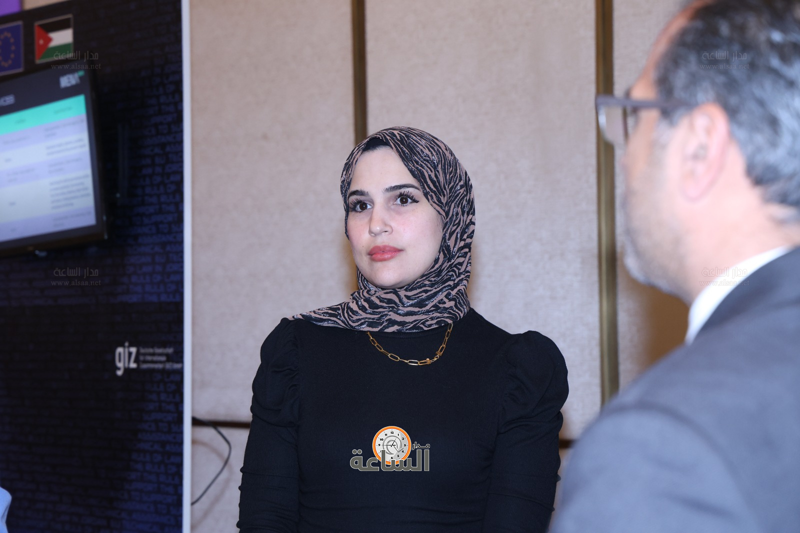 Madar Al-Saa Images 0.9717656382583719