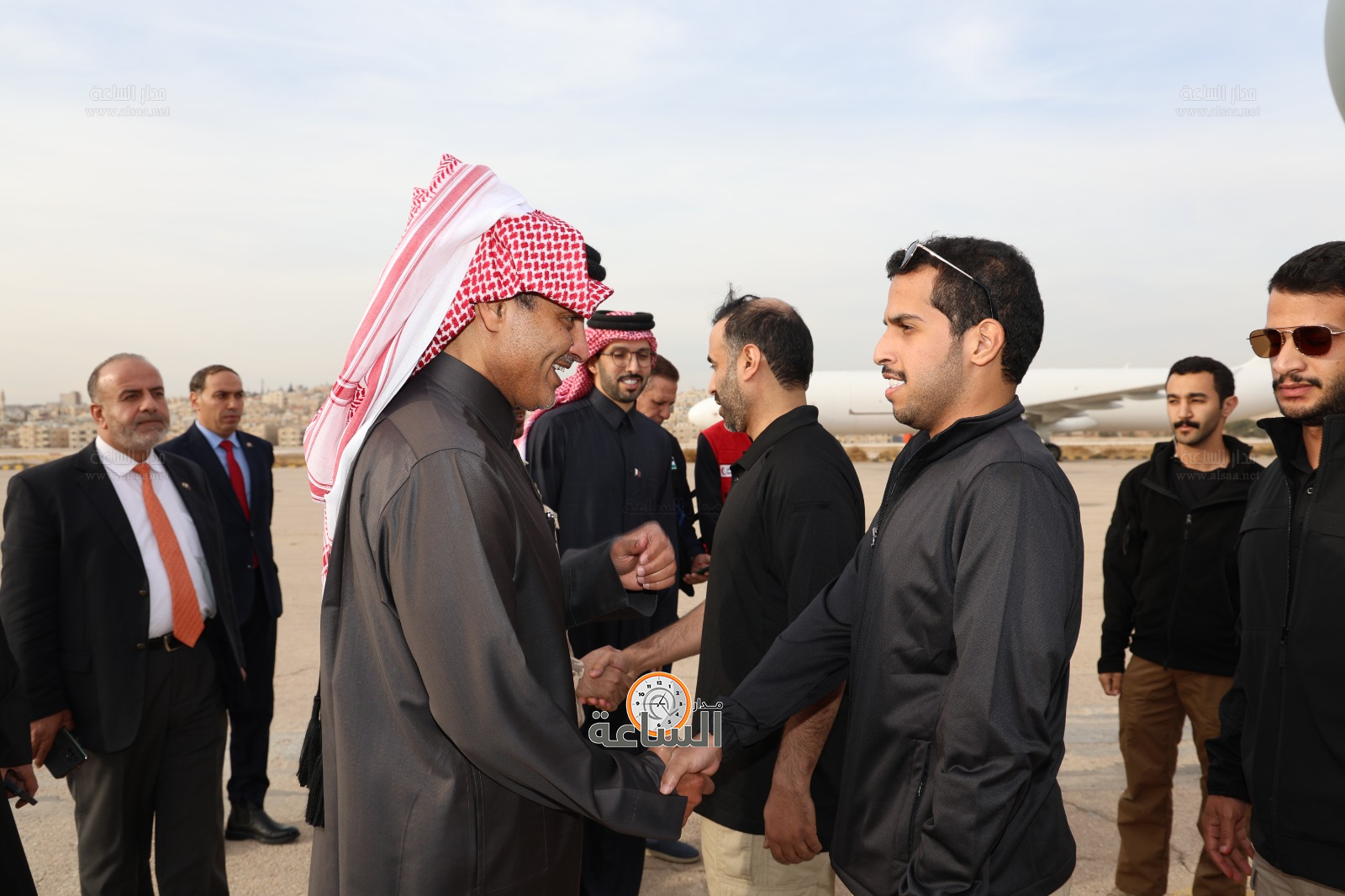 Madar Al-Saa Images 0.5115740509319677