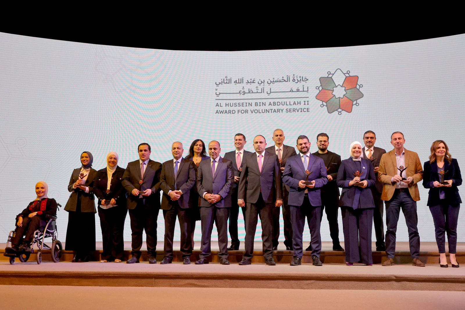 Madar Al-Saa Images 0.8840676051152714