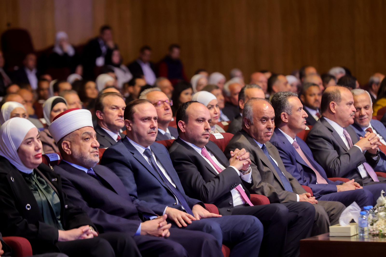 Madar Al-Saa Images 0.8788716110052033